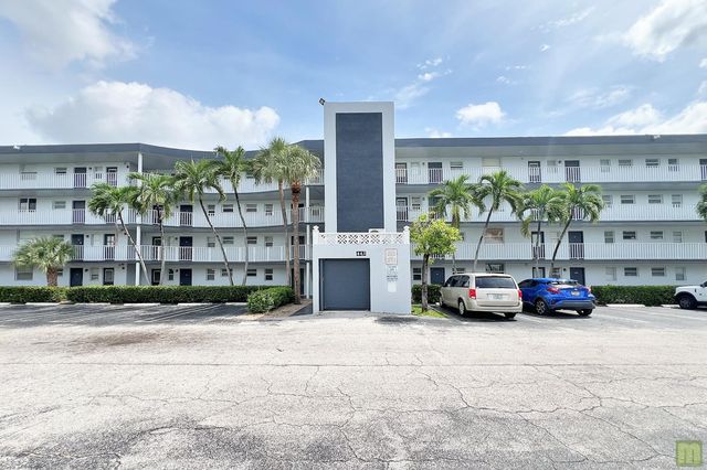 443 NE 195TH Street 140, Miami, FL 33179