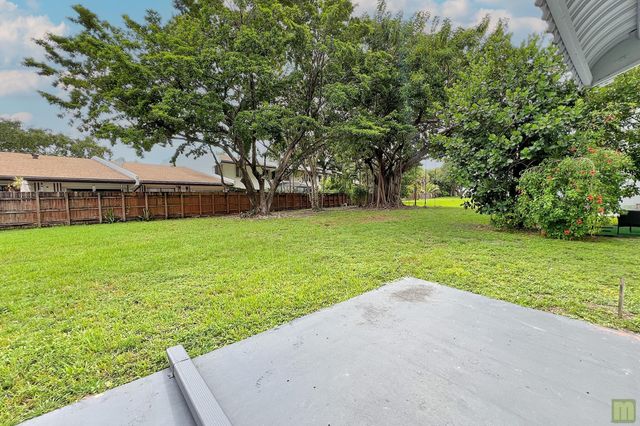 443 NE 195TH Street 140, Miami, FL 33179