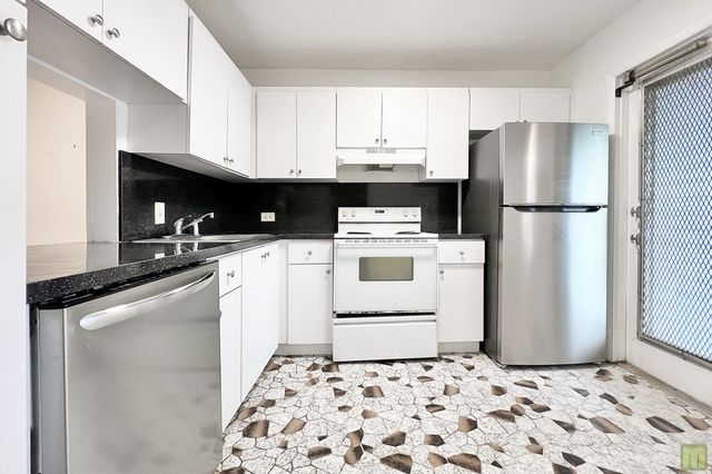 443 NE 195TH Street 140, Miami, FL 33179
