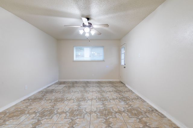 756 E Pecan Street 756, Hurst, TX 76053