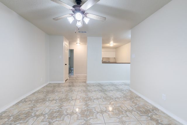 756 E Pecan Street 756, Hurst, TX 76053