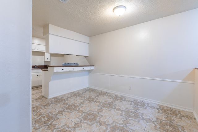 756 E Pecan Street 756, Hurst, TX 76053