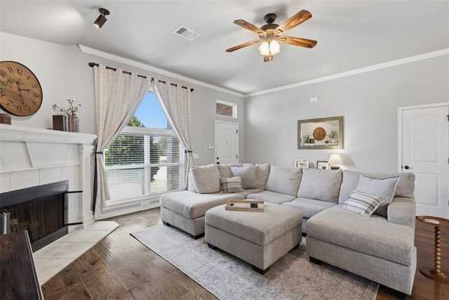 609 SW 6th Street, Oklahoma City, OK 73160