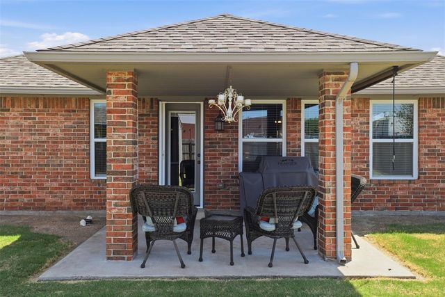 609 SW 6th Street, Oklahoma City, OK 73160