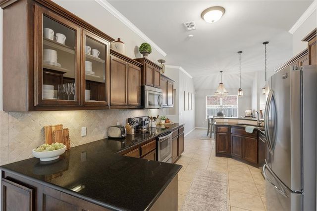 609 SW 6th Street, Oklahoma City, OK 73160