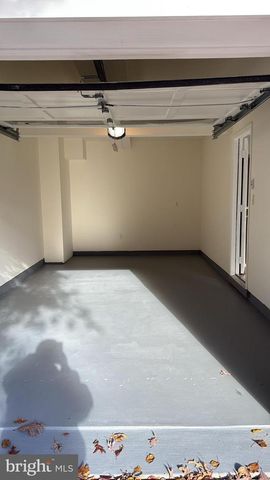 7700 SHADOWCREEK TER, Springfield, VA 22153