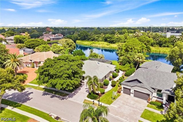 40 Timberland CIR N, Fort Myers, FL 33919