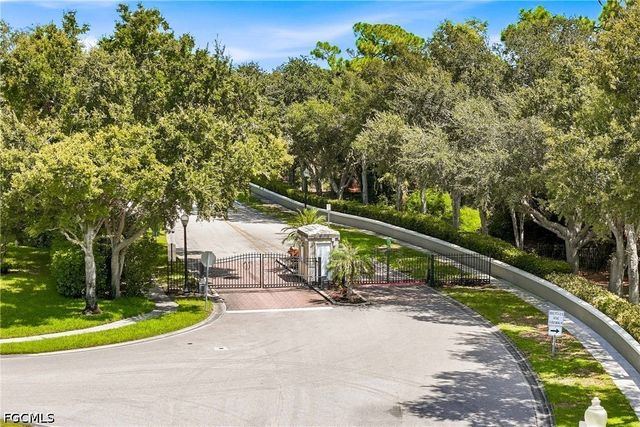 40 Timberland CIR N, Fort Myers, FL 33919