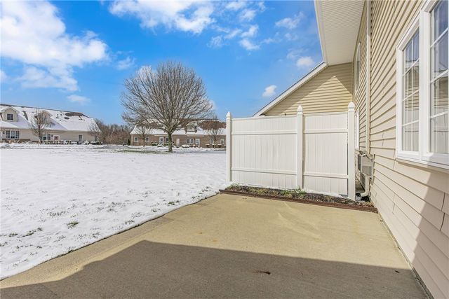 79 Nicholas Dr, Brighton Twp, PA 15009