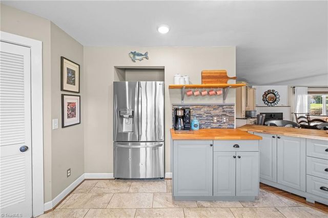 4056 Beaver Brook Road, Clemmons, NC 27012