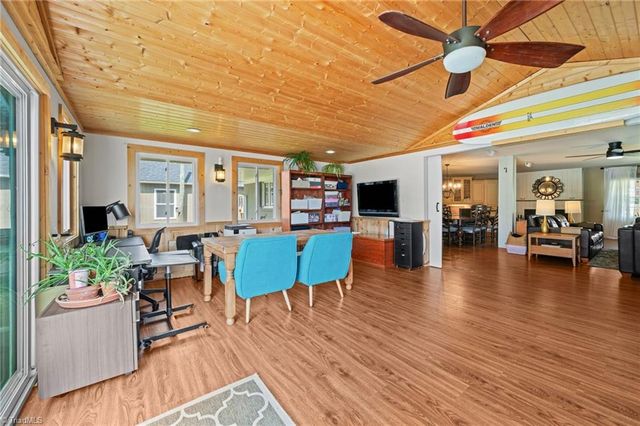 4056 Beaver Brook Road, Clemmons, NC 27012