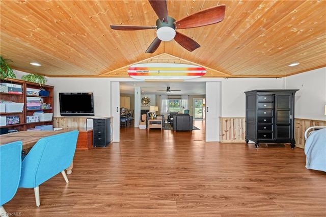 4056 Beaver Brook Road, Clemmons, NC 27012