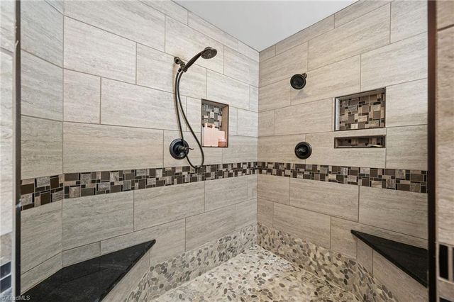 4056 Beaver Brook Road, Clemmons, NC 27012