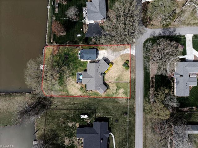 4056 Beaver Brook Road, Clemmons, NC 27012