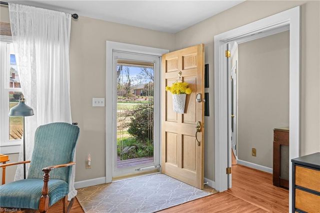 4056 Beaver Brook Road, Clemmons, NC 27012