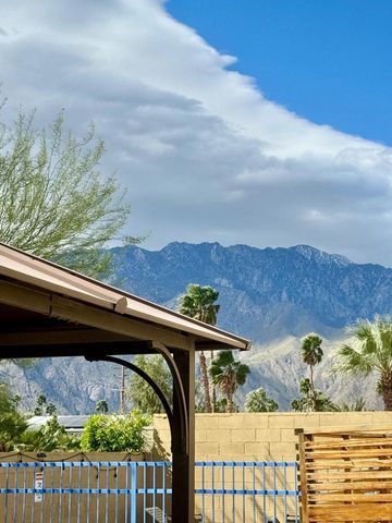 2231 N Los Alamos Road, Palm Springs, CA 92262
