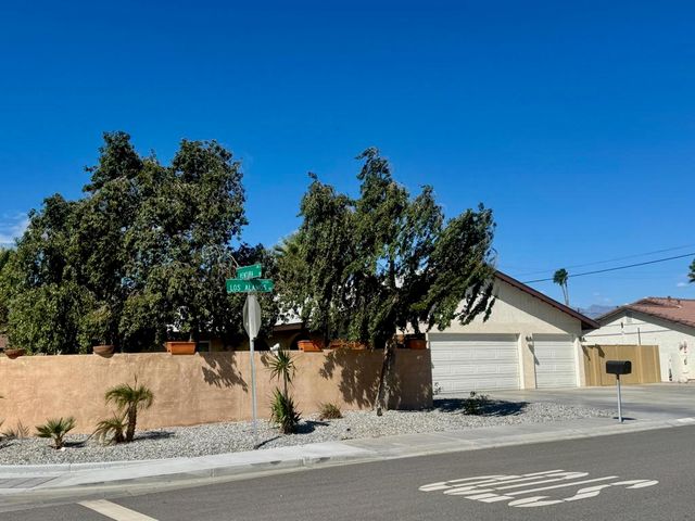 2231 N Los Alamos Road, Palm Springs, CA 92262