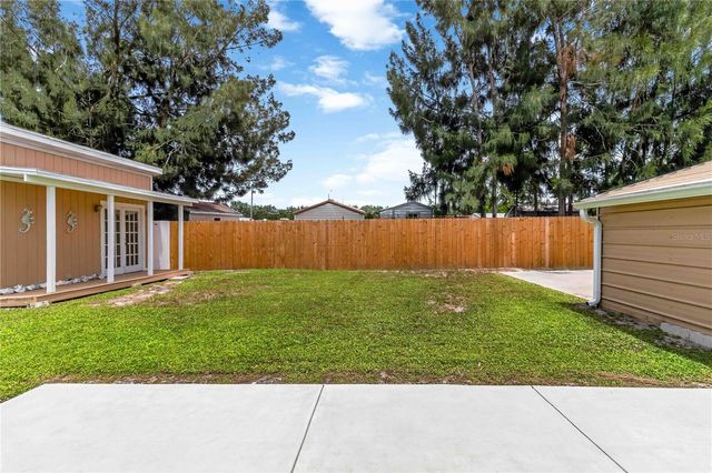 4620 3RD AVENUE W, Palmetto, FL 34221