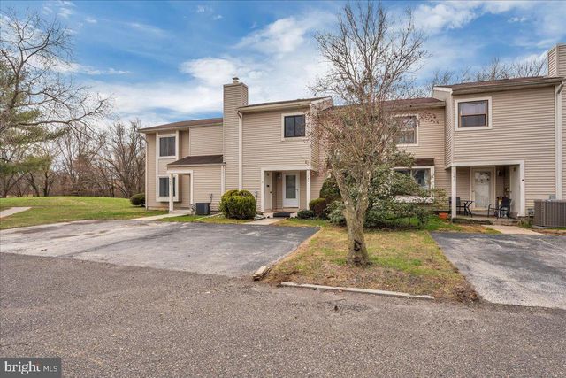 144 BRIAR CT, Marlton, NJ 08053