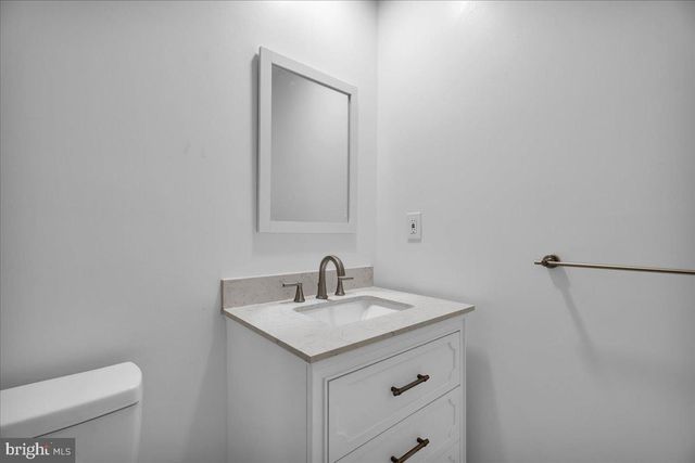 144 BRIAR CT, Marlton, NJ 08053