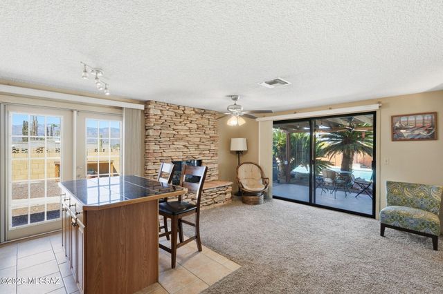 694 N Colette Circle, Tucson, AZ 85748