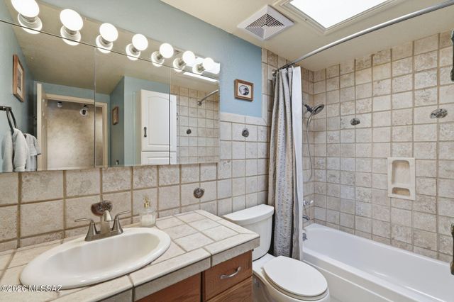 694 N Colette Circle, Tucson, AZ 85748