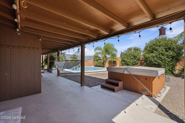 694 N Colette Circle, Tucson, AZ 85748