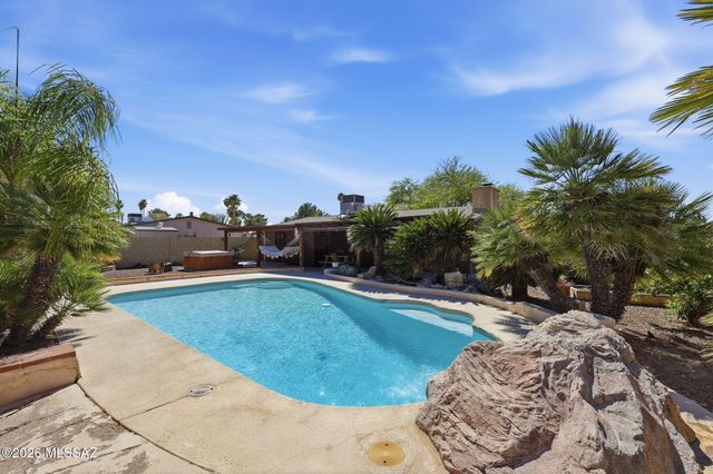 694 N Colette Circle, Tucson, AZ 85748