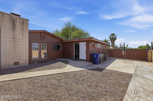 694 N Colette Circle, Tucson, AZ 85748
