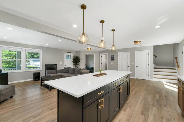 22 Birch Drive, Sandown, NH 03873