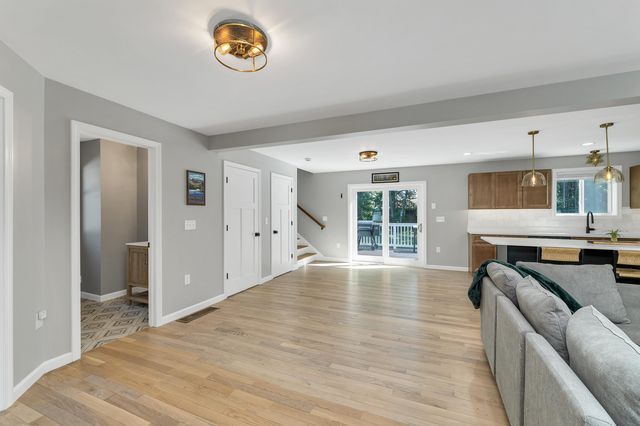 22 Birch Drive, Sandown, NH 03873