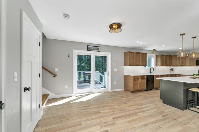22 Birch Drive, Sandown, NH 03873