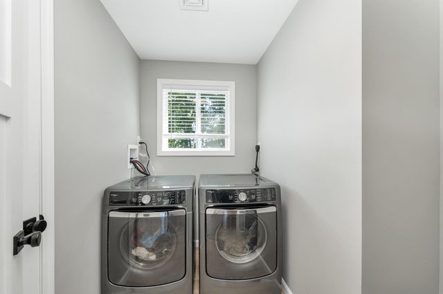 22 Birch Drive, Sandown, NH 03873