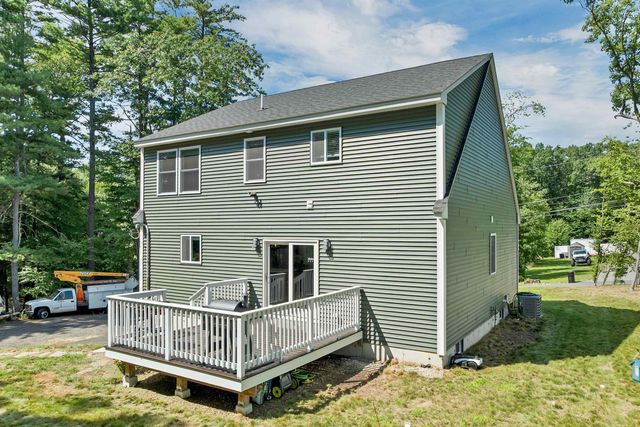 22 Birch Drive, Sandown, NH 03873