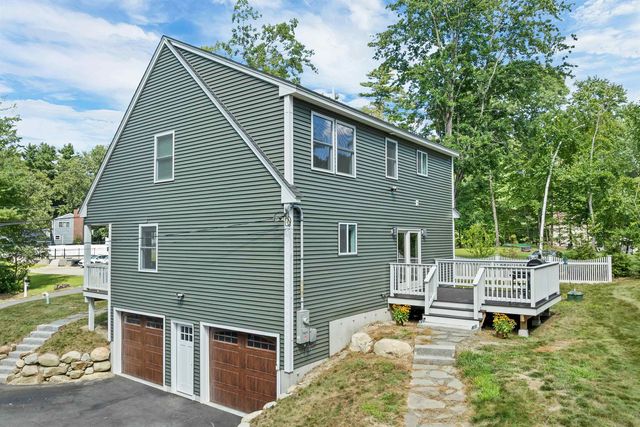 22 Birch Drive, Sandown, NH 03873
