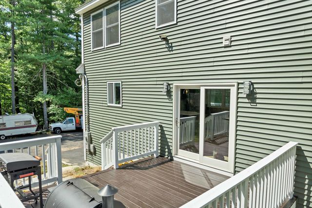 22 Birch Drive, Sandown, NH 03873