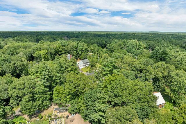 22 Birch Drive, Sandown, NH 03873
