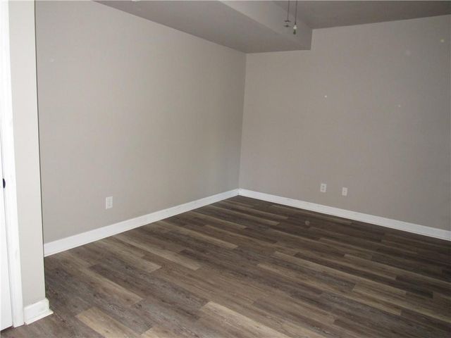 26311 Westlake Drive, Harrisonville, MO 64701