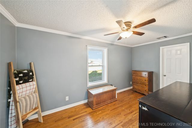 20665 S Carefree Drive, Claremore, OK 74019