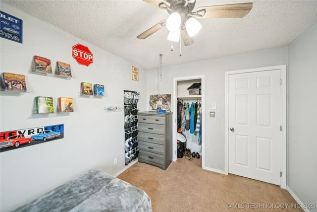 20665 S Carefree Drive, Claremore, OK 74019