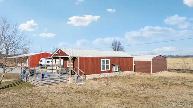 20665 S Carefree Drive, Claremore, OK 74019