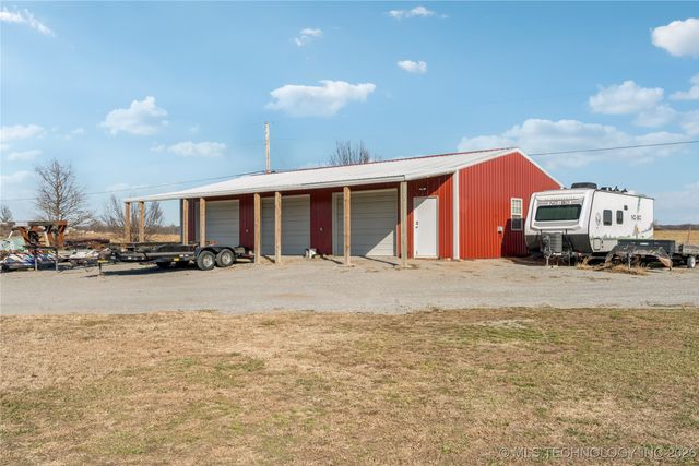 20665 S Carefree Drive, Claremore, OK 74019
