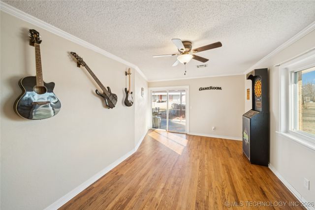 20665 S Carefree Drive, Claremore, OK 74019