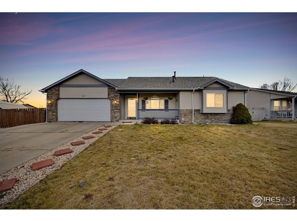 2412 Dock Dr, Evans, CO 80620