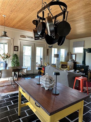 215 Ridge Road, Westminster, SC 29693