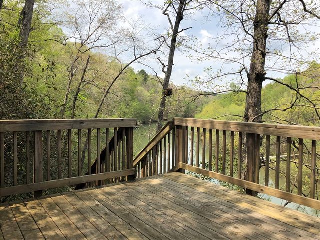 215 Ridge Road, Westminster, SC 29693
