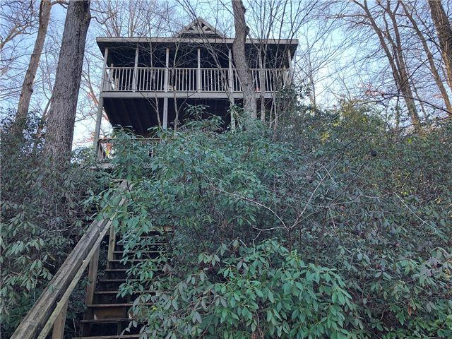 215 Ridge Road, Westminster, SC 29693