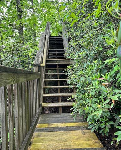 215 Ridge Road, Westminster, SC 29693