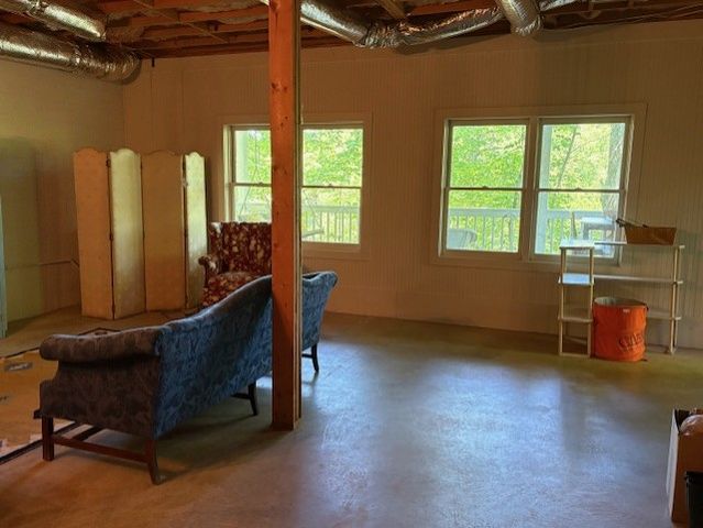 215 Ridge Road, Westminster, SC 29693