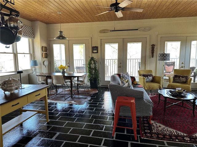 215 Ridge Road, Westminster, SC 29693
